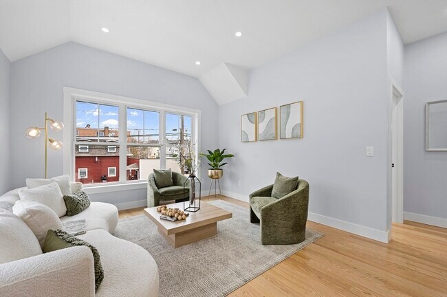 Building Photo - 69 Readville St