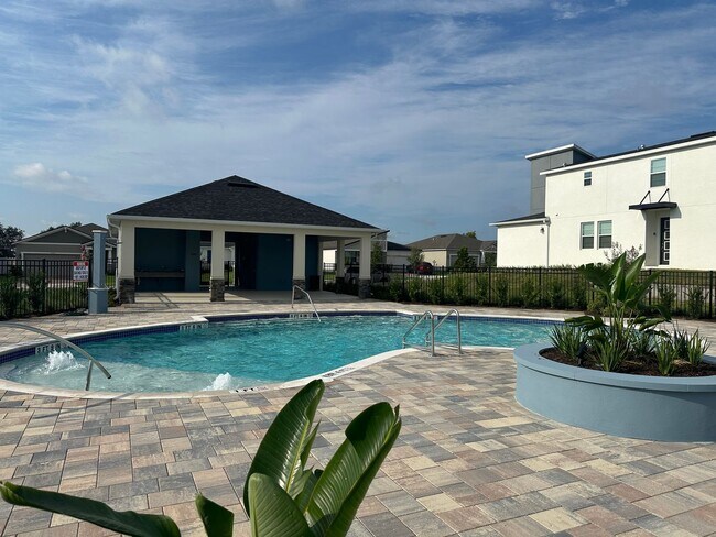 Building Photo - 3 Bedroom 2.5 Bathroom Townhome For Rent with 1 car garage in Kissimmee - NEAR DISNEY!