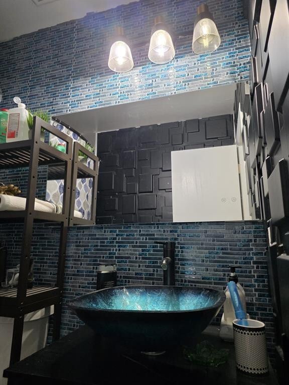 Building Photo - 1833 NW 12th Ave