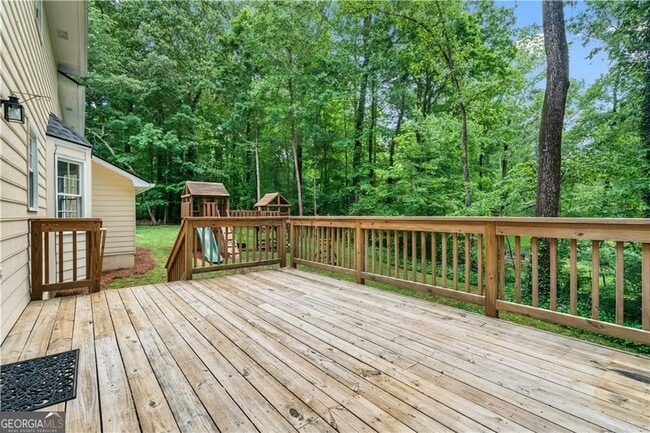 Building Photo - 4752 Forest Glen Ct NE