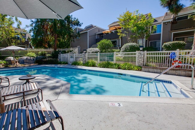 Building Photo - 1075 Shadowridge Dr