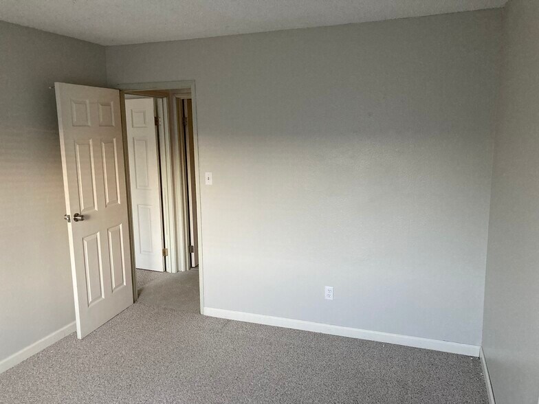 Building Photo - 7755 E Quincy Ave