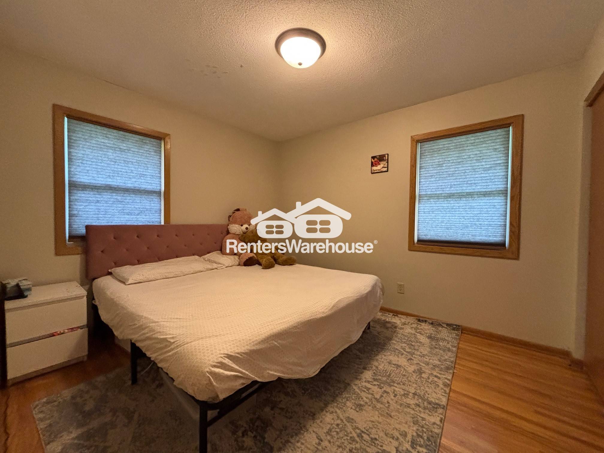 Building Photo - 9331 Portland Ave S