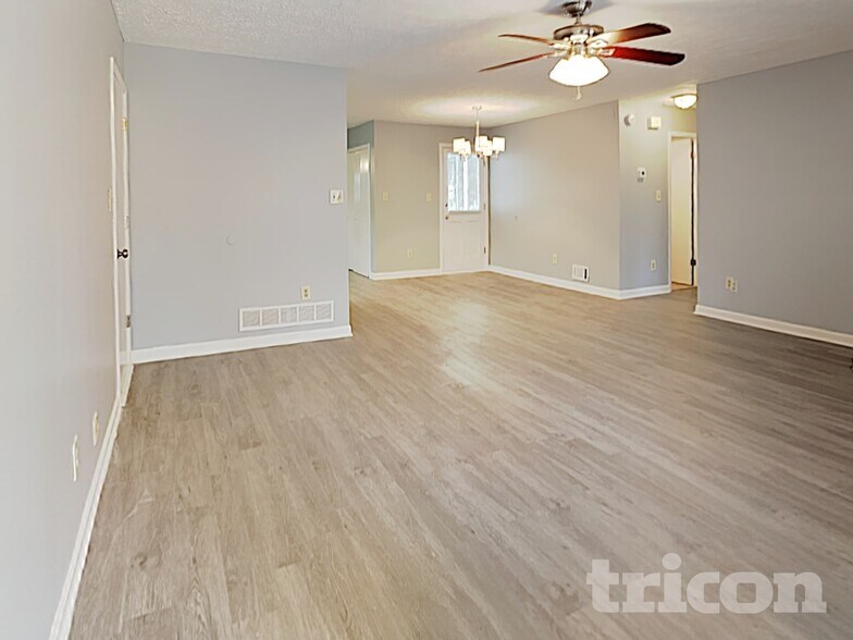 Building Photo - 3722 Holland Dr