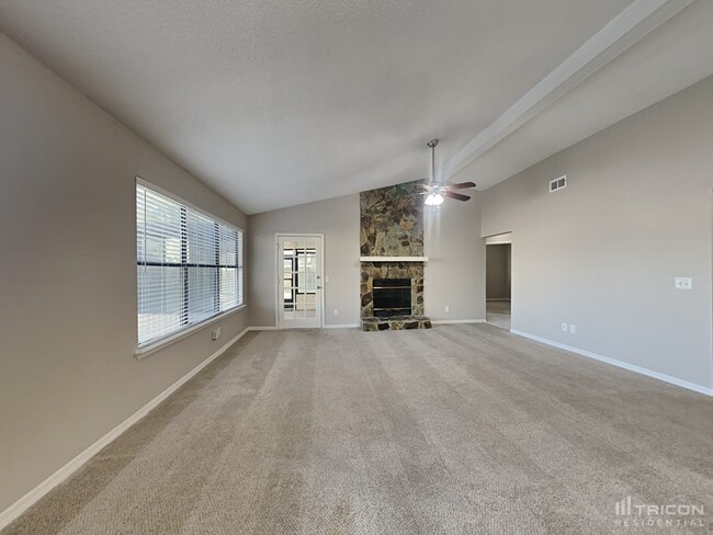 Building Photo - 7084 Swamp Flower Ln