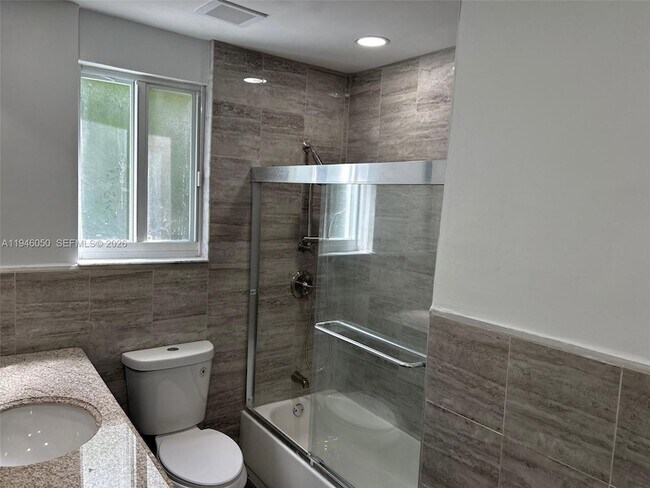 Building Photo - 261 NW 49th St