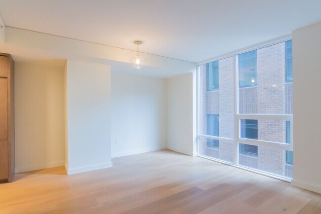 Building Photo - 1Bd/1Ba Seattle Condo