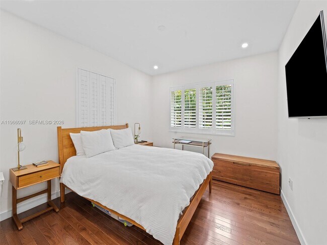 Building Photo - 4148 Ventura Ave