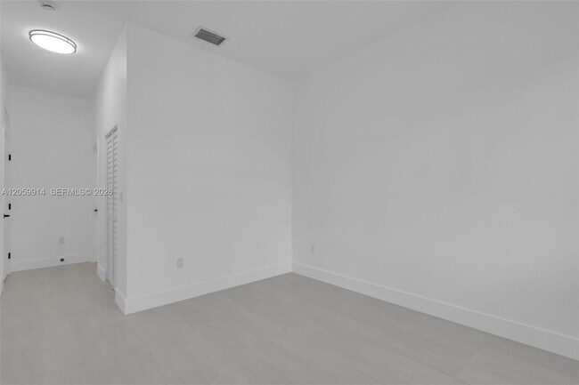 Building Photo - 18362 SW 102nd Pl