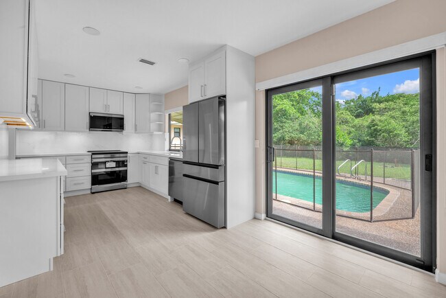 Building Photo - 3020 N 34th St