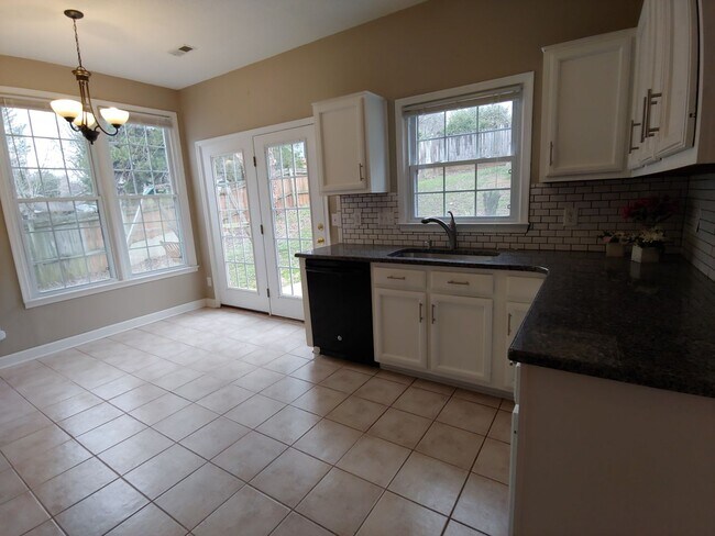 Building Photo - Available Now! Beautiful 2 story 3 bed, 2.5 bath home in the Cardinal Area!