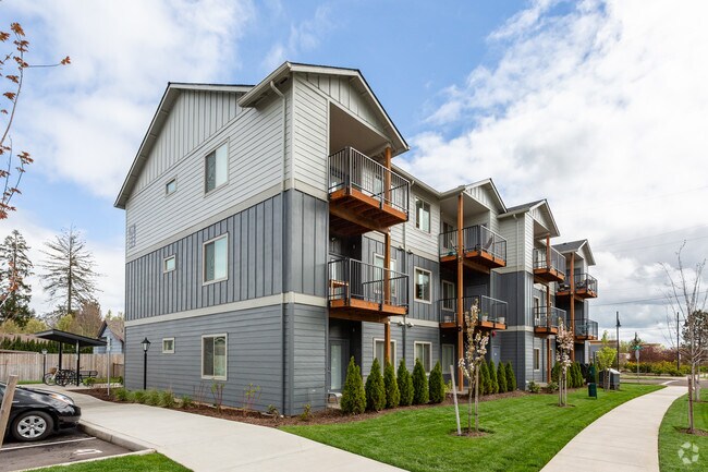 Building Photo - Hickory Hollow Apartments