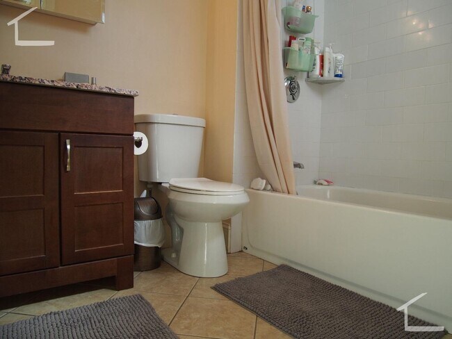 Building Photo - Awesome 2 bed in Brighton..... June 1st move in