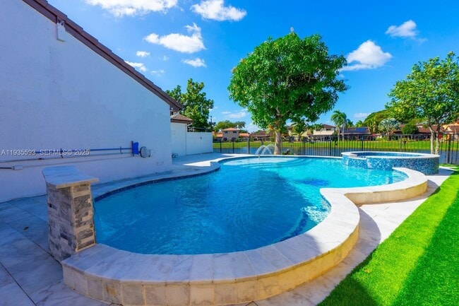 Building Photo - 17302 NW 63rd Pl