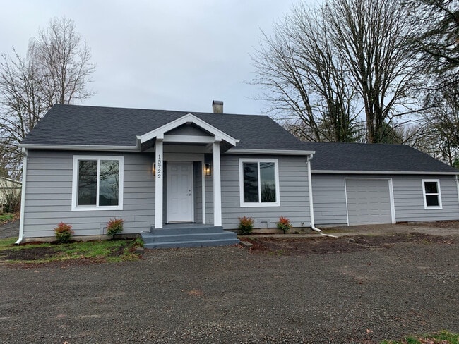 Building Photo - 15722 SE Oatfield Rd