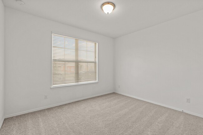 Building Photo - 23103 Forebear Dr