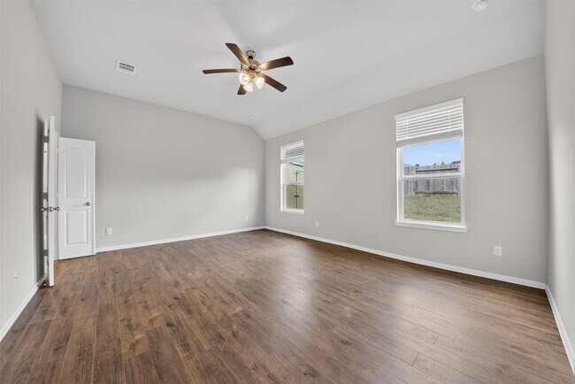 Building Photo - 18102 Humber River Ln