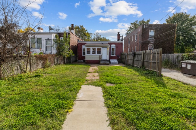 Building Photo - 3231 Taft Ave