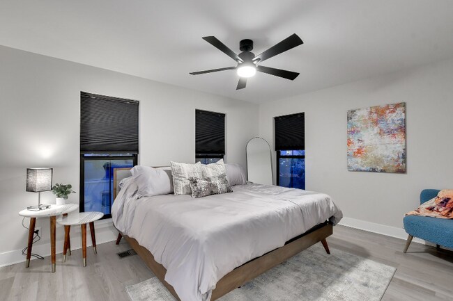 Building Photo - 1013 Park Ave