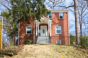 Building Photo - 8307 Roanoke Ave