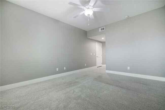 Building Photo - 11890 Tevare Ln