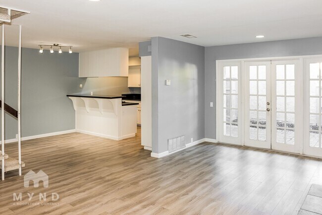 Building Photo - 7732 Camino Noguera