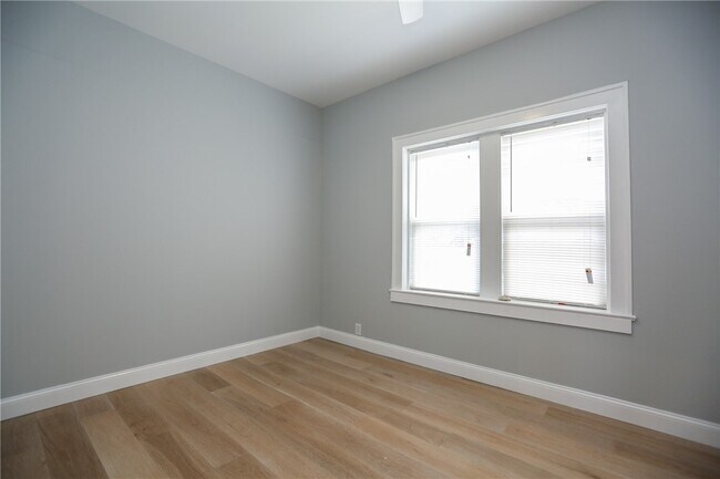 Building Photo - 544 Culver Pkwy