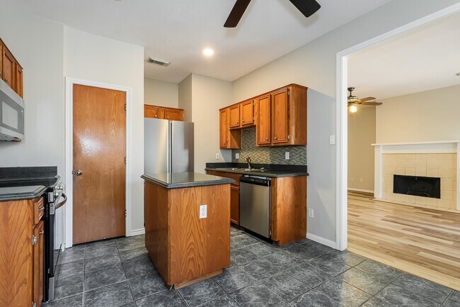 Building Photo - 28752 Aloha Ln
