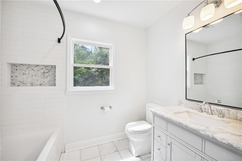 Building Photo - 1249 Goodwin