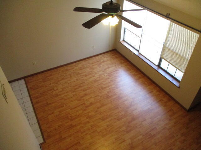 Building Photo - 1008 Pineview Blvd