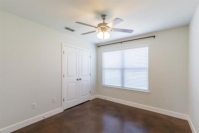 Building Photo - 246 Foxtrot Ln