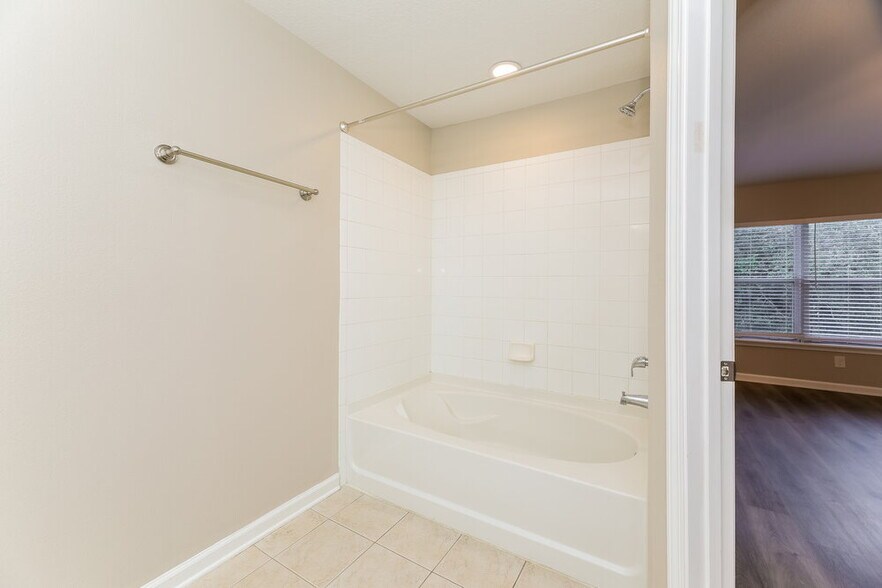 Building Photo - 4103 Crownwood Dr