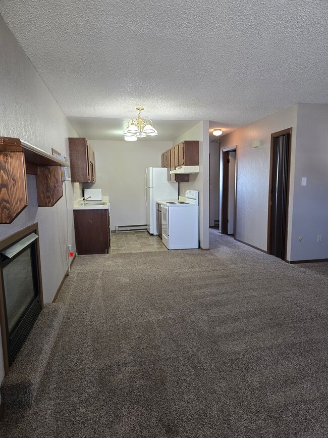 Building Photo - 2411 S McKinley St