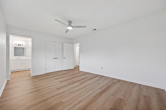 Building Photo - 24014 Nomini Hall Ln