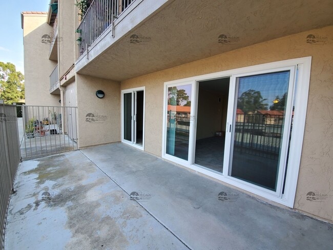 Building Photo - 1 Bed/1Bath in The Grove Gated Carlsbad Co...