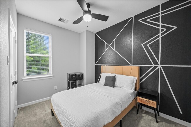 Building Photo - 7418 Mount St