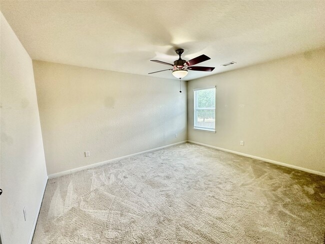 Building Photo - 18622 Each Elm Way