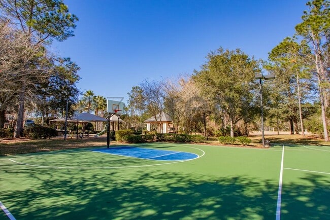 Building Photo - 932 Gallier Pl