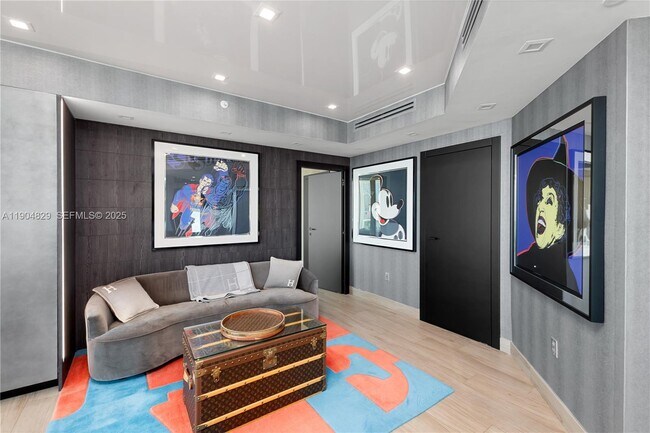 Building Photo - 19955 NE 38th Ct