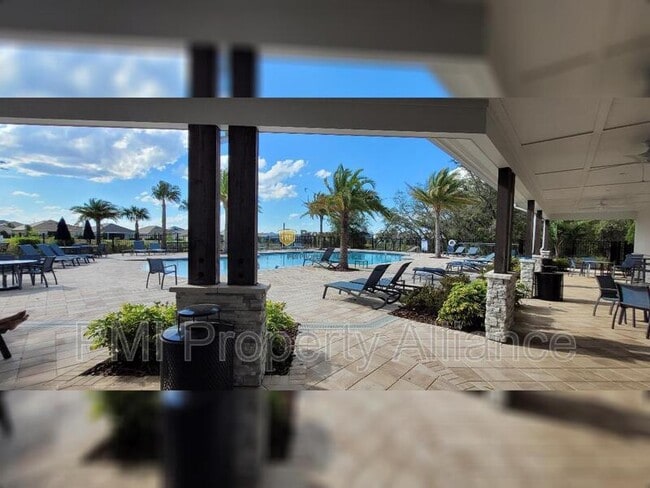 Building Photo - 4535 Gliding Wave St