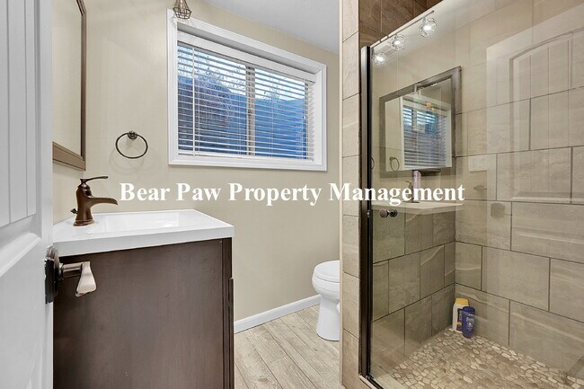 Building Photo - Beautiful Home on Conifer Mountain!!