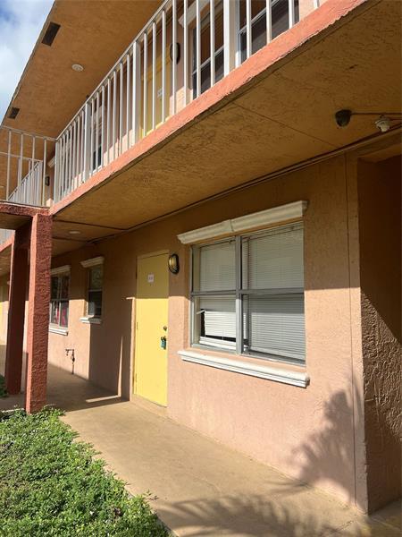 Primary Photo - 101 NE 41st St