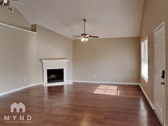 Building Photo - 3940 Cypress Pointe Dr