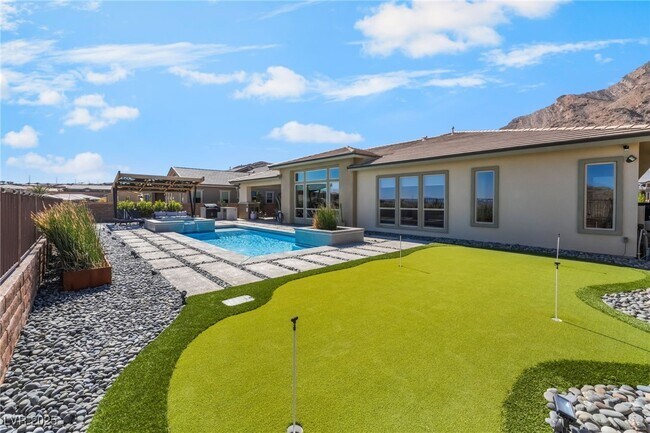 Building Photo - 3120 Greenscape Ln