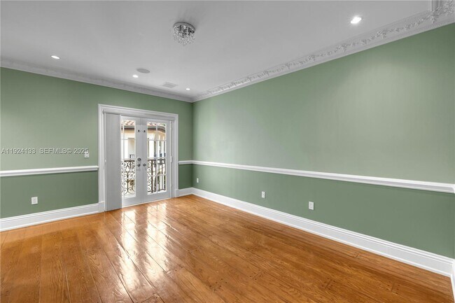 Building Photo - 13671 Deering Bay Dr