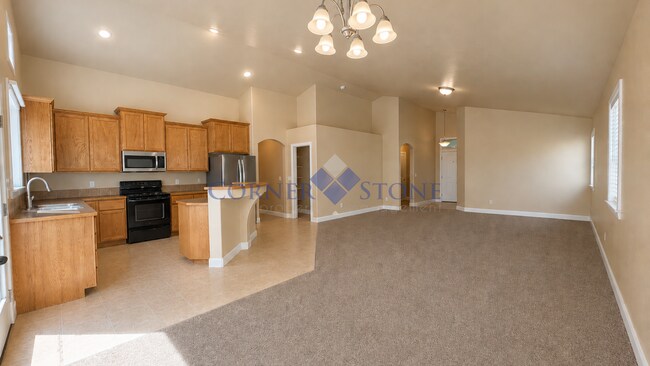 Building Photo - 1764 Ridge Way