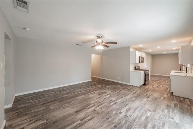 Building Photo - 5753 Saramac Dr
