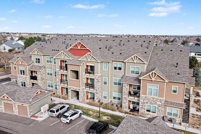 Building Photo - Ground Level Condo - 2 Bedrom 2 Bathroom in Chatfield Bluffs