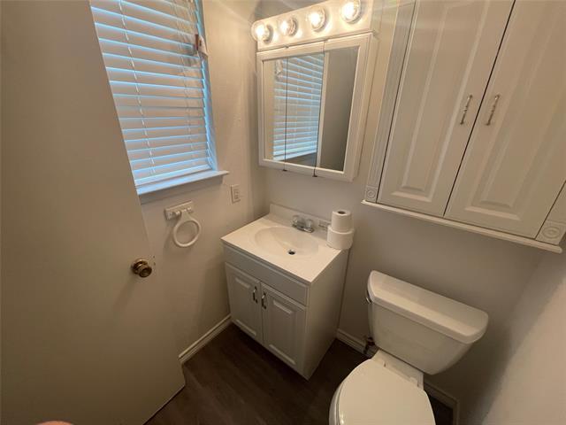 Building Photo - 701 S Hunters Glen Cir