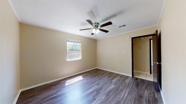 Building Photo - 4130 Willow Oak St